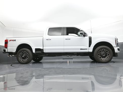 Used 2024 Ford F250 XL w/ STX Appearance Package image 29