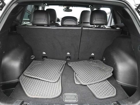 Used 2023 Jeep Compass Trailhawk image 23