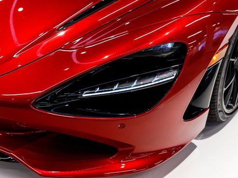 New 2027 McLaren 750S Spider RWD image 20