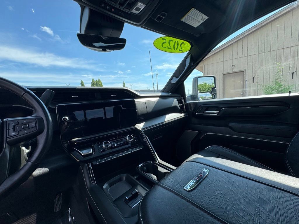 Used 2025 GMC Sierra 2500 AT4X w/ AT4X AEV Edition AWD/4WD image 25