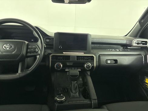 Used 2024 Toyota Tacoma SR w/ SR Upgrade Package AWD/4WD image 22