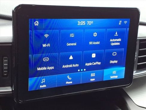 Used 2020 Ford Explorer XLT w/ Equipment Group 202A AWD/4WD image 23