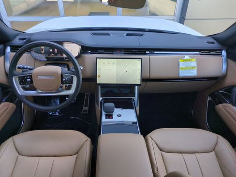 New 2026 Land Rover Range Rover SE image 26