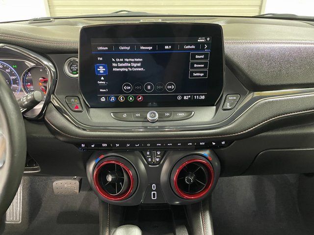 Used 2025 Chevrolet Blazer RS w/ Enhanced Convenience Package AWD/4WD image 16