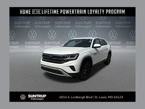 Used 2023 Volkswagen Atlas Cross Sport SE w/ Panoramic Sunroof Package FWD image 1
