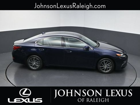 Used 2018 Lexus ES 350 w/ Luxury Package w/Wood Trim FWD image 29