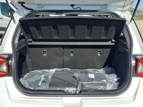New 2026 Hyundai Venue SE FWD image 20