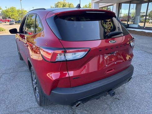 Used 2022 Ford Escape SEL w/ SEL Stealth AWD Package image 10
