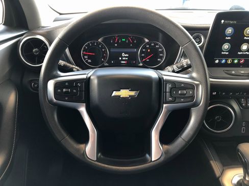 Certified 2025 Chevrolet Blazer LT w/ Convenience Package image 18