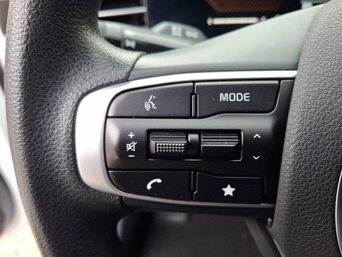 Used 2025 Kia K5 LXS image 21