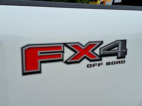 New 2026 Ford F250 Platinum w/ FX4 Off-Road Package AWD/4WD image 10
