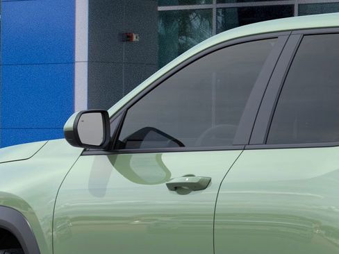 New 2026 Chevrolet Equinox LT image 12