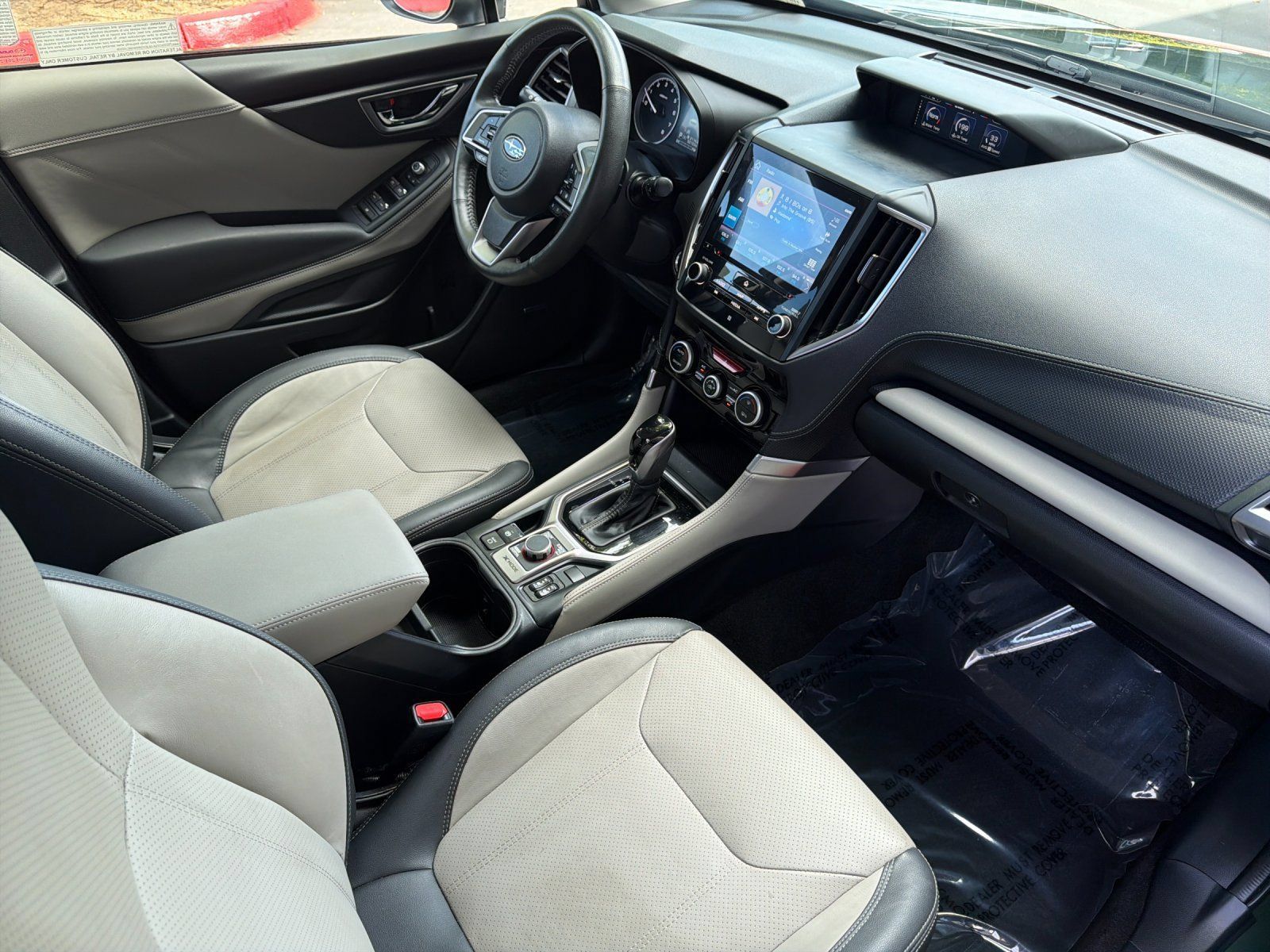 Used 2022 Subaru Forester Limited AWD/4WD image 15