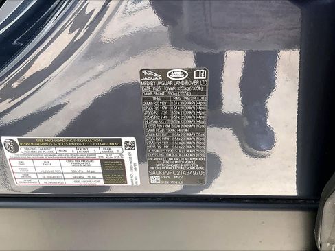 Used 2026 Land Rover Range Rover SE AWD/4WD image 37