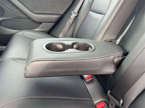 Used 2023 Tesla Model 3 Standard Range image 15