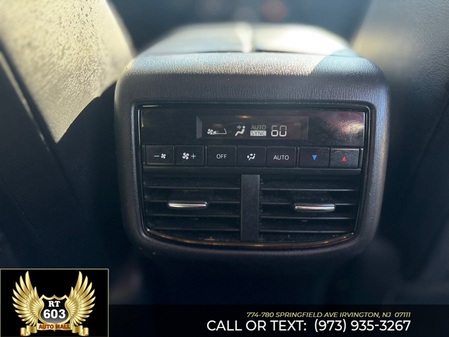 Used 2018 MAZDA CX-9 Touring AWD/4WD image 15