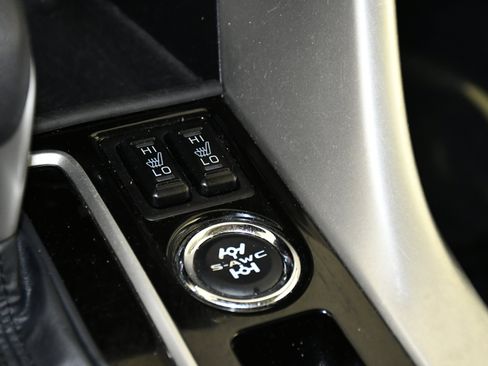 Used 2024 Mitsubishi Eclipse Cross SE image 30