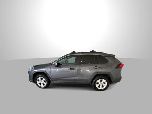 Used 2021 Toyota RAV4 XLE w/ XLE Grade Weather Package AWD/4WD image 5