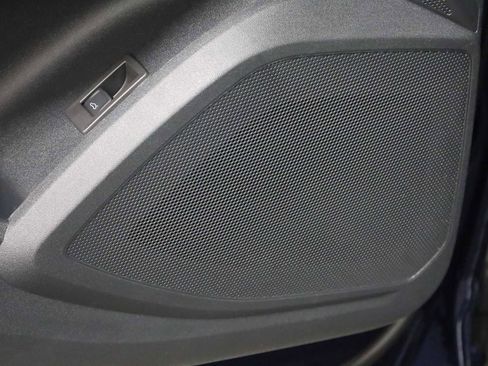 New 2025 Audi Q5 Premium Plus image 17