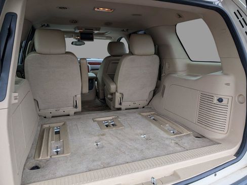 Used 2013 Chevrolet Tahoe LTZ AWD/4WD image 34