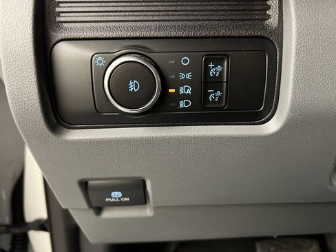 New 2025 Ford F550 4x4 Supercab Super Duty image 20