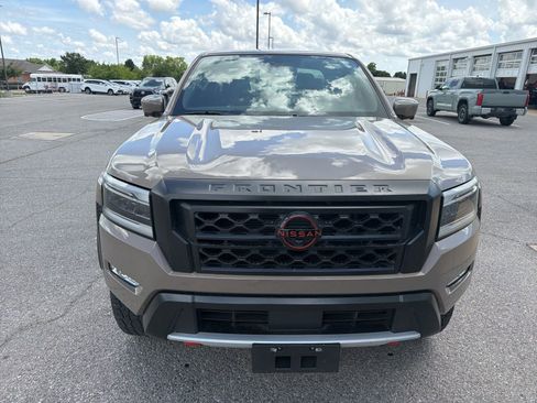 Used 2023 Nissan Frontier PRO-4X w/ Pro-4X Premium Package AWD/4WD image 2
