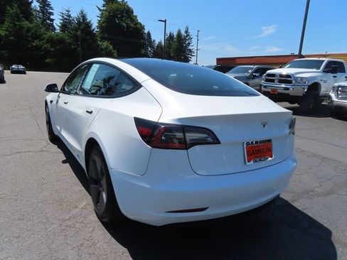 Used 2022 Tesla Model 3 RWD image 6