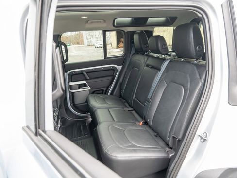 Certified 2024 Land Rover Defender 110 S image 37