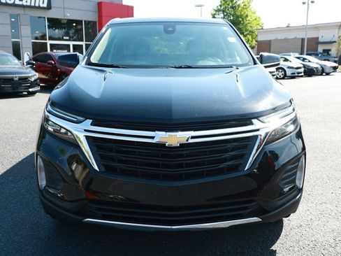 Used 2024 Chevrolet Equinox LT AWD/4WD image 2