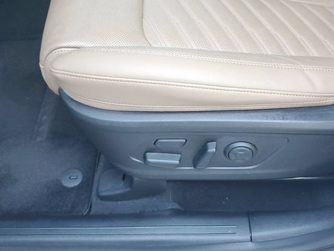 Used 2024 Kia Sorento SX Prestige w/ Olive Brown Leather Package AWD/4WD image 22