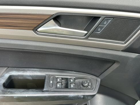 Used 2021 Volkswagen Atlas SE FWD image 43