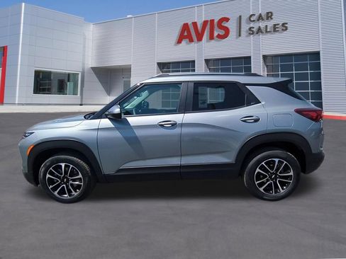 Used 2025 Chevrolet TrailBlazer LT AWD/4WD image 10