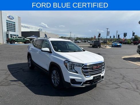 Used 2023 GMC Terrain SLT FWD image 1