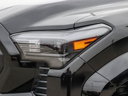 New 2026 Toyota Tacoma SR5 RWD image 10
