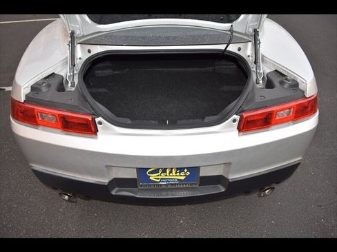 Used 2015 Chevrolet Camaro LS RWD image 23