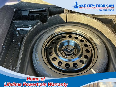 Used 2018 Lincoln MKC Select image 16