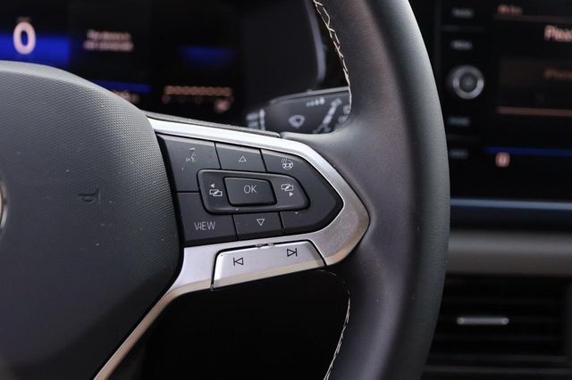 Certified 2023 Volkswagen Taos SE AWD/4WD image 12