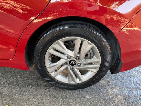 Used 2020 Hyundai Elantra Value Edition FWD image 21
