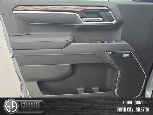 New 2026 GMC Sierra 1500 Elevation w/ Elevation Premium Package AWD/4WD image 10