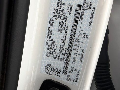 Used 2024 Ford F150 XLT w/ Equipment Group 302A MID image 32