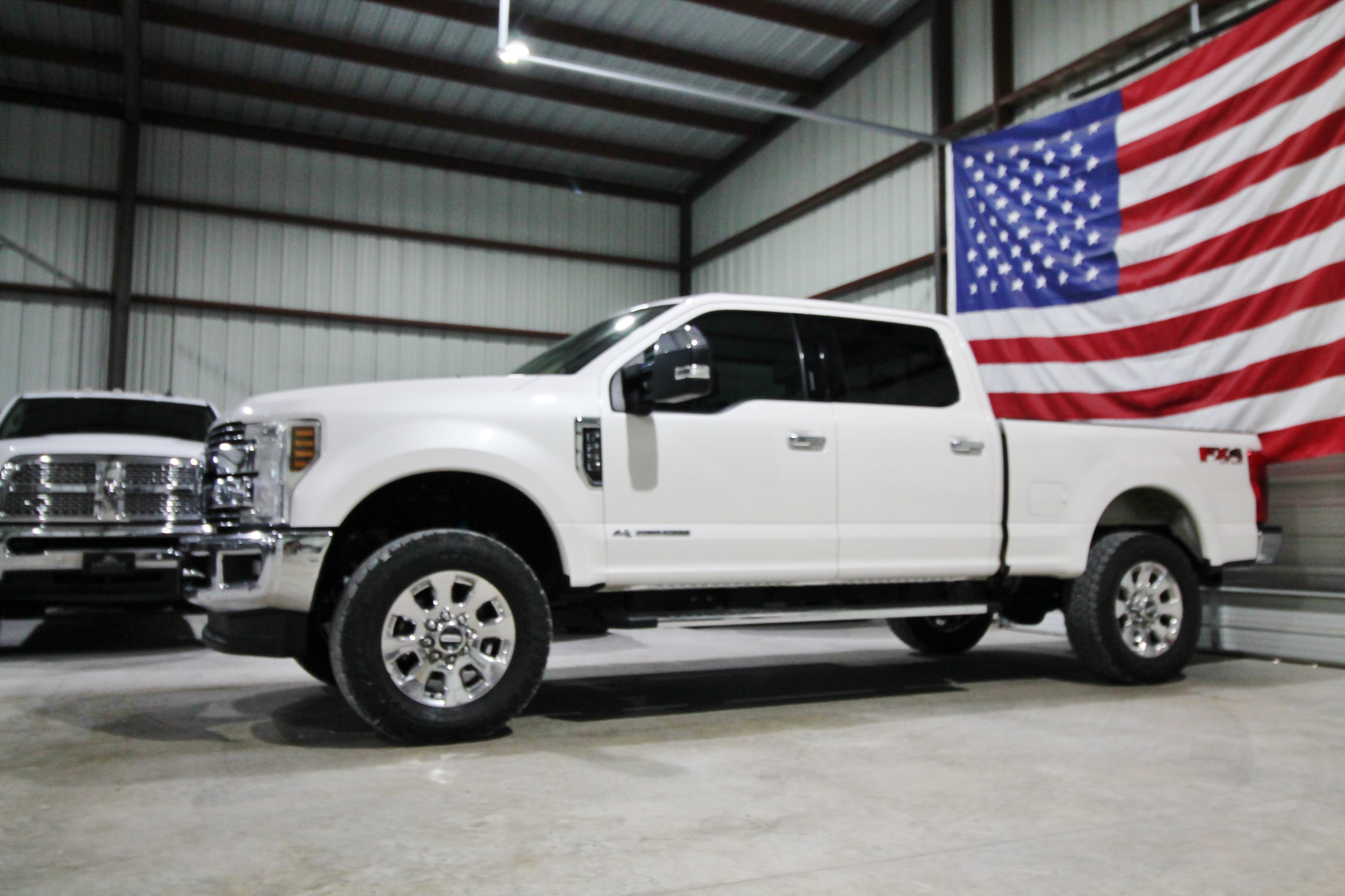 Used 2017 Ford F250 Lariat w/ Chrome Package AWD/4WD image 4