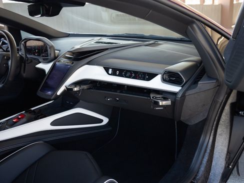 Used 2026 Lamborghini Revuelto AWD/4WD image 64