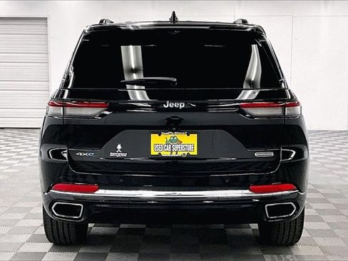 Used 2023 Jeep Grand Cherokee Overland w/ Advanced Protech Group III image 4