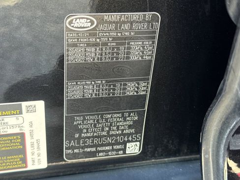 Used 2022 Land Rover Defender 110 X-Dynamic HSE AWD/4WD image 31