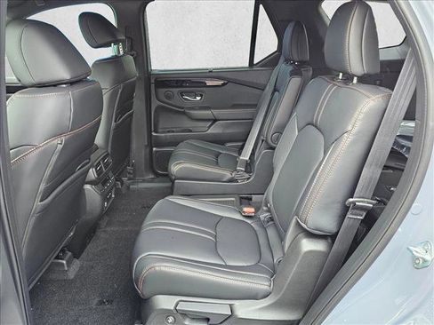 New 2025 Honda Pilot TrailSport image 13