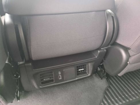 Used 2026 Chevrolet Silverado 1500 Custom Trail Boss w/ LPO, Dark Essentials Package AWD/4WD image 20