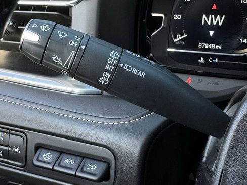 Used 2024 GMC Yukon Denali Ultimate image 23