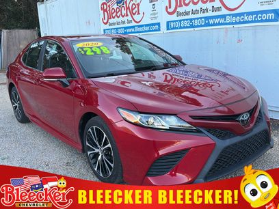 Used 2020 Toyota Camry SE w/ Convenience Package