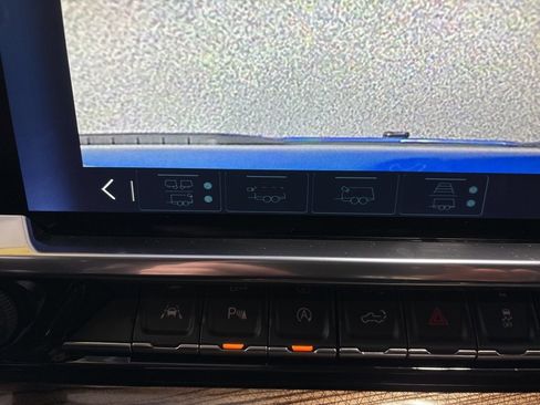 Used 2023 Chevrolet Silverado 1500 RST image 21