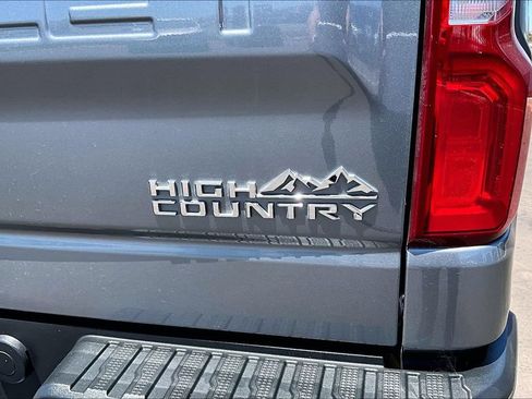 Used 2021 Chevrolet Silverado 1500 High Country w/ Technology Package AWD/4WD image 29